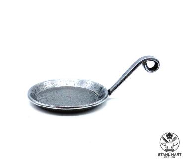 Preview: Detaillierte Miniaturpfanne, handgefertigt aus Schmiedeeisen