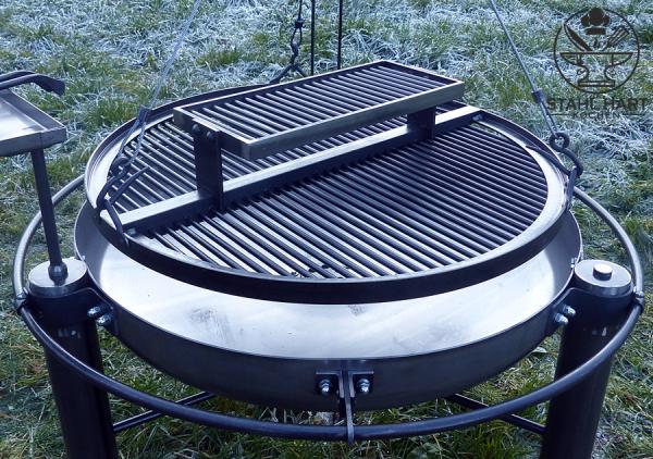 Schwenkgrill mit Feuerschüssel